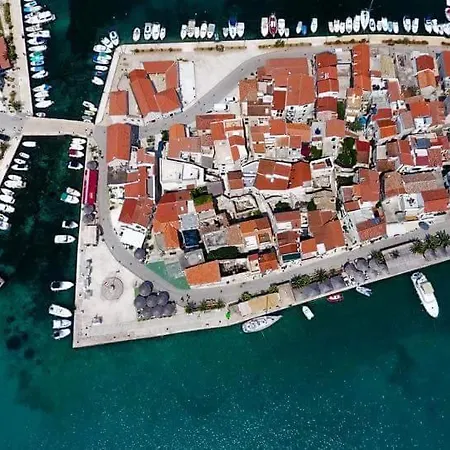 Boutique Marijini Dvori Bed & Breakfast Tribalj