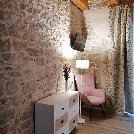 Nocleg ze śniadaniem Boutique Marijini Dvori Tribalj