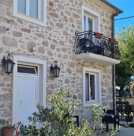 Boutique Marijini Dvori 4*
