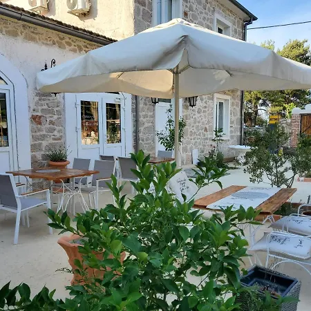 Boutique Marijini Dvori