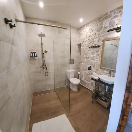 Boutique Marijini Dvori Nocleg ze śniadaniem 4*