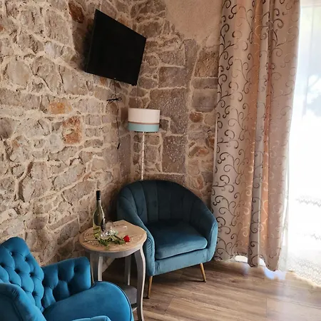 Boutique Marijini Dvori 4*