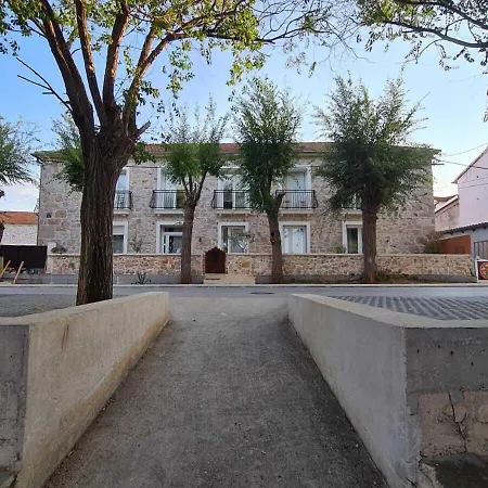 Bed and breakfast Boutique Marijini Dvori 4*