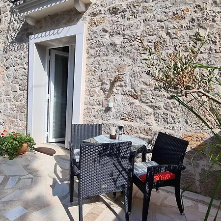 Boutique Marijini Dvori Bed and breakfast