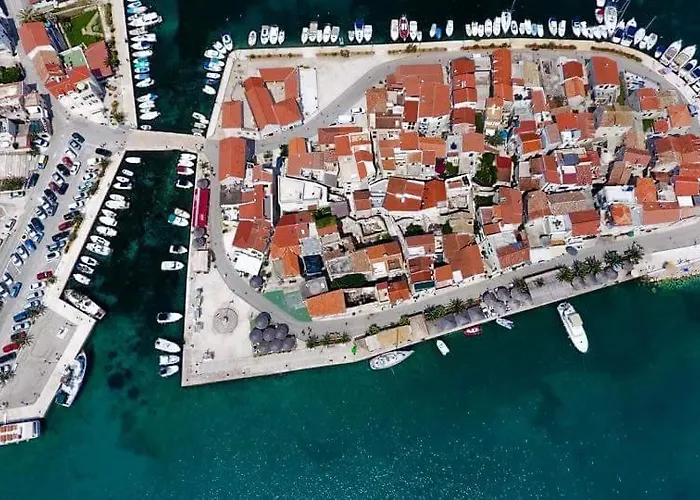 Boutique Marijini Dvori Bed & Breakfast Tribalj