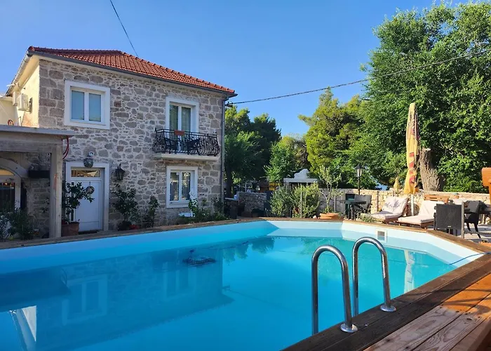 Boutique Marijini Dvori Bed & Breakfast