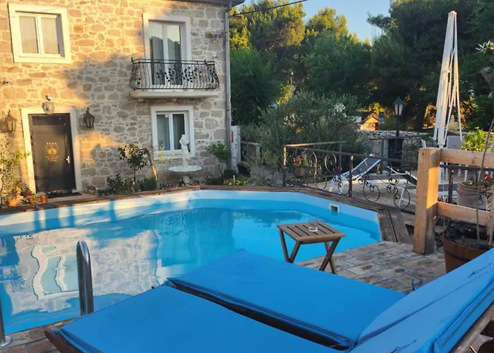 Bed & Breakfast Boutique Marijini Dvori 4*